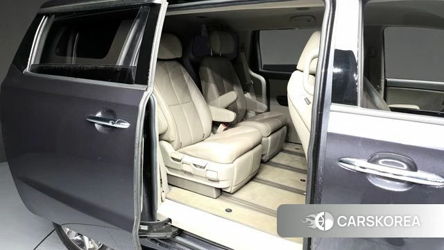 Kia The New Carnival 2019 Серый из Кореи, фото 3