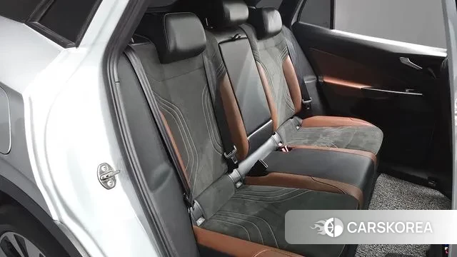 Volkswagen ID.4 2022 Белый из Кореи, фото 3