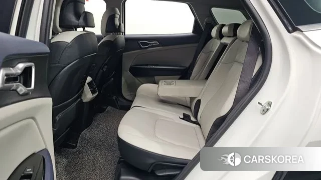 Kia Sportage 5th Generation 2022 Белый из Кореи, фото 3