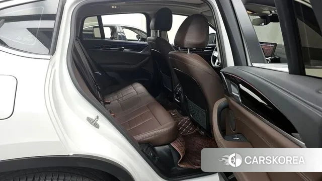 BMW X4 (G02) 2023 Белый из Кореи, фото 3