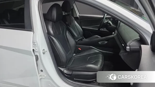 Hyundai Avante Hybrid (CN7) 2021 Белый из Кореи, фото 3