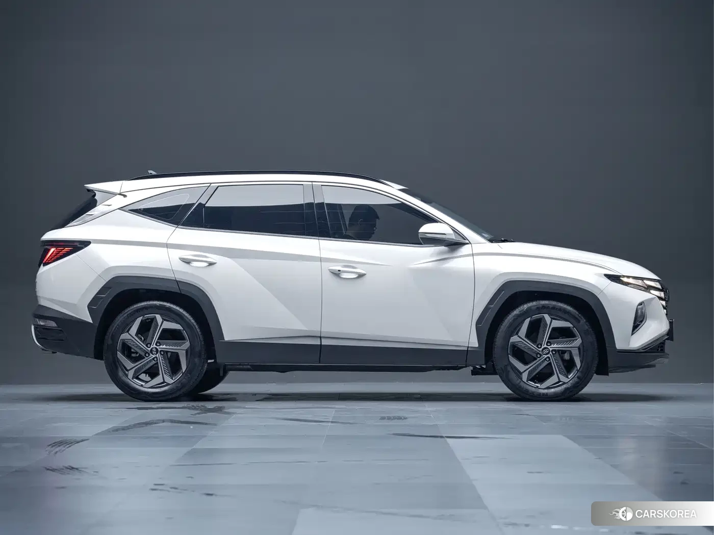 Hyundai Tucson 2022 Белый из Китая, фото 3