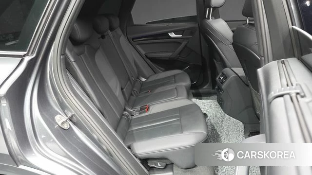 Audi Q5 (FY) 2024 Серый из Кореи, фото 3