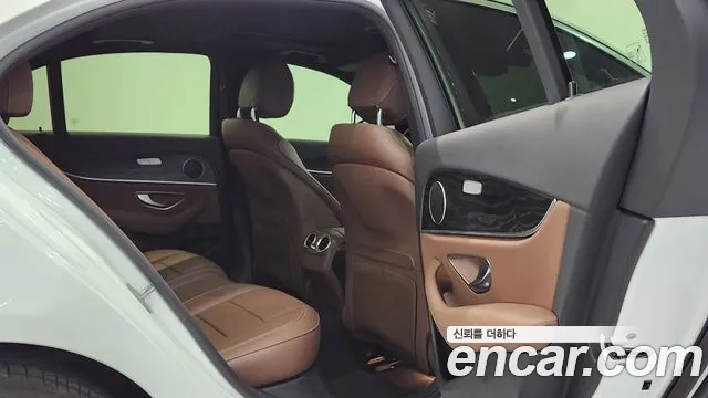 Mercedes-Benz E-Class W213 2023 Белый из Кореи, фото 3