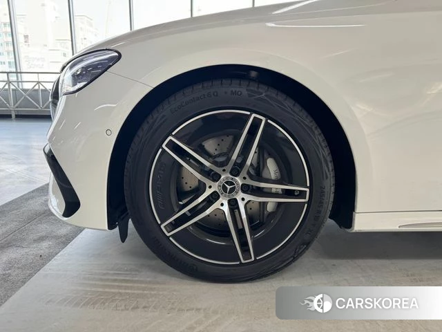 Mercedes-Benz E-Class W214 2025 Белый из Кореи, фото 3