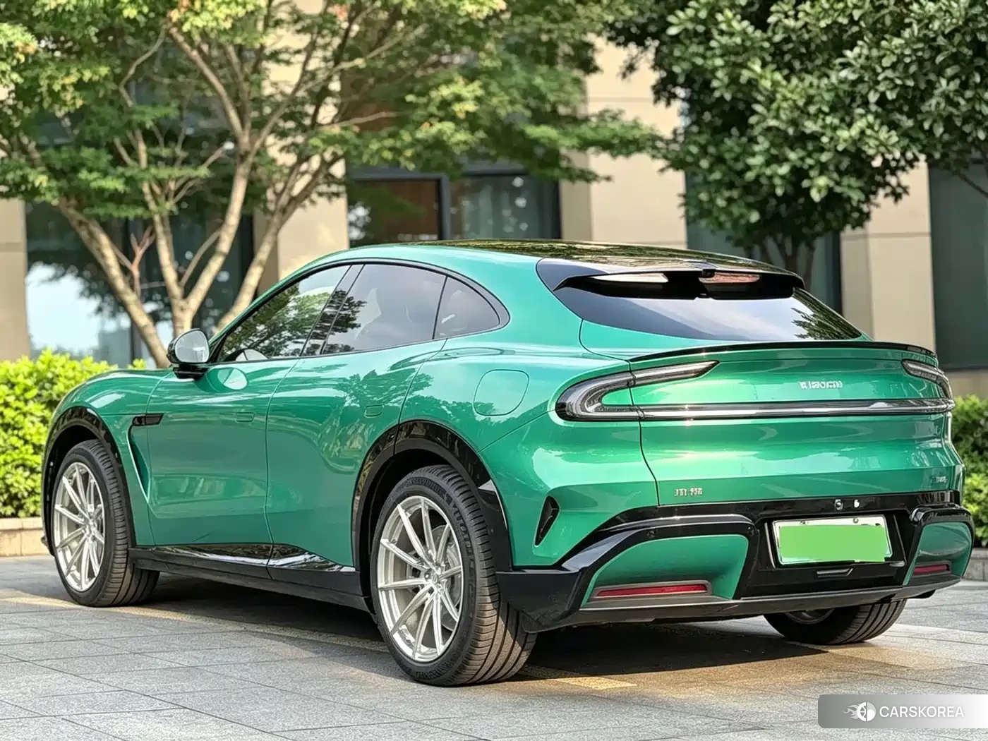 Xiaomi Car Xiaomi YU7 2025 Зеленый из Китая, фото 3