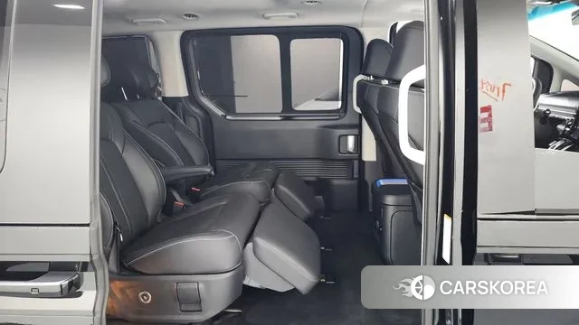 Hyundai Staria 2025 Черный из Кореи, фото 3