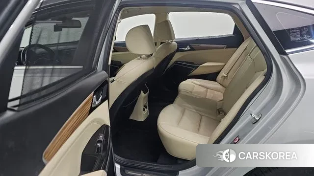 Kia Come New K7 2018 Серебристо-серый из Кореи, фото 3