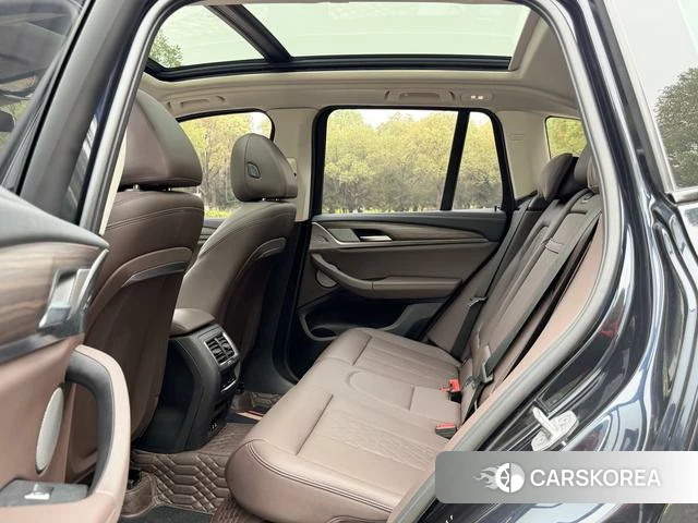 BMW X3 2022 Черный из Китая, фото 3