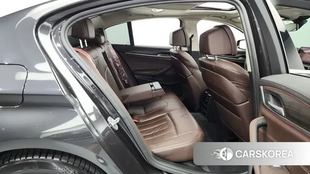 BMW 5 Series (G30) 2020 Серый из Кореи, фото 3