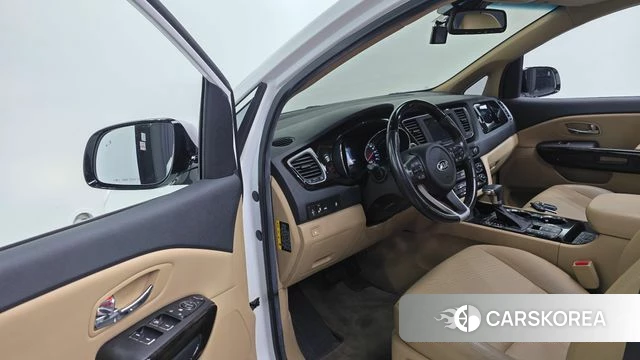 Kia The New Carnival 2018 Белый из Кореи, фото 3