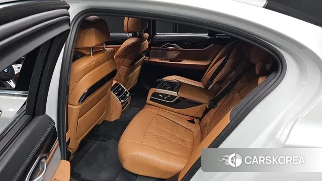 BMW 7 Series (G11) 2022 Белый из Кореи, фото 3