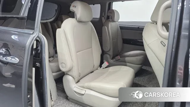 Kia The New Carnival 2019 Серый из Кореи, фото 3