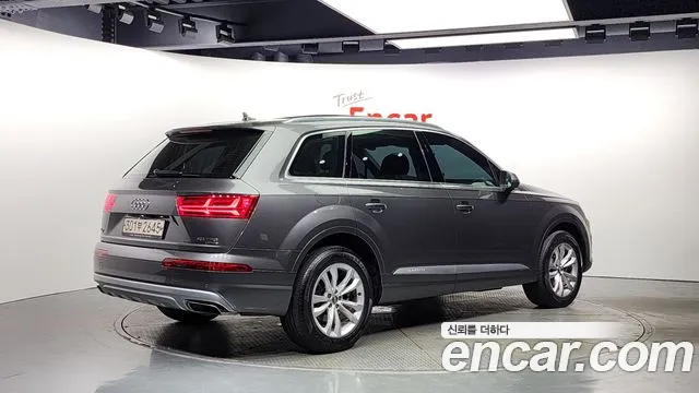 Audi Q7 (4M) id 2662781 из Кореи 3