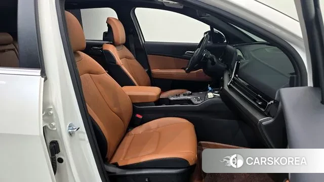 Kia Sportage 5th Generation 2023 Белый из Кореи, фото 3