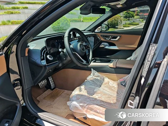 Mercedes-Benz E-class 2025 Черный из Китая, фото 3
