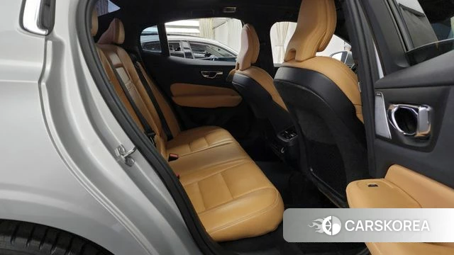 Volvo S60 3rd generation 2020 Серебряный из Кореи, фото 3