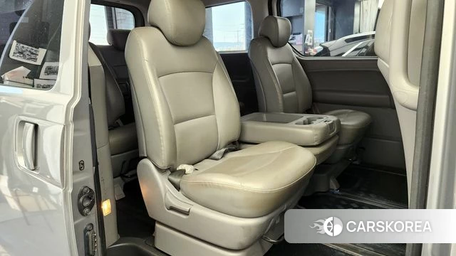 Hyundai The New Grand Starex 2018 Серебристо-серый из Кореи, фото 3