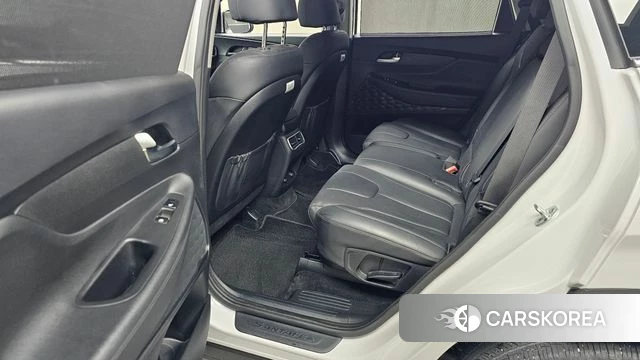 Hyundai The New Santa Fe 2022 Белый из Кореи, фото 3