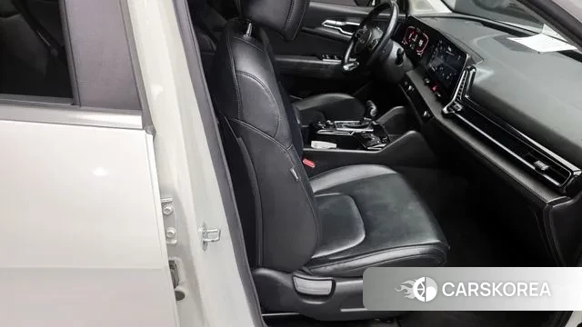 Kia Sportage 5th Generation 2022 Белый из Кореи, фото 3