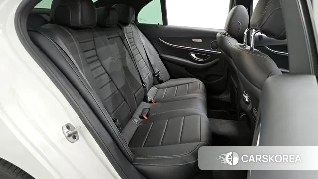 Mercedes-Benz E-Class W213 2021 Белый из Кореи, фото 3