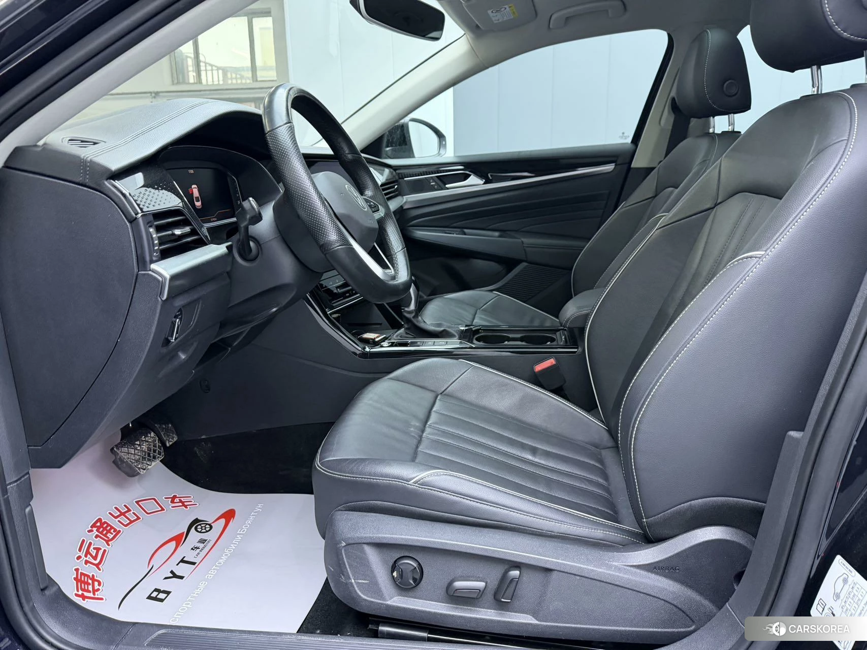 Volkswagen Passat 2021 Черный из Китая, фото 3
