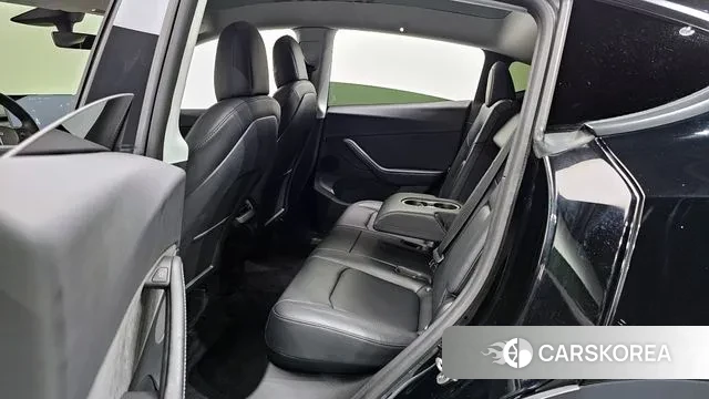 Tesla Model Y 2022 Черный из Кореи, фото 3