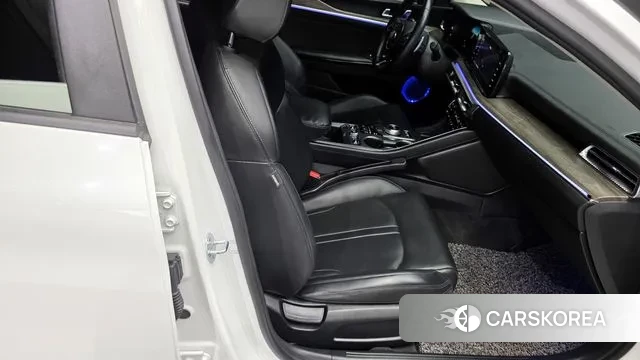 Kia K5 3rd generation 2021 Белый из Кореи, фото 3