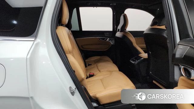 Volvo XC90 second Generation 2022 Белый из Кореи, фото 3