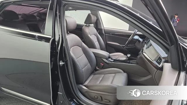 Kia Come New K7 2018 Черный из Кореи, фото 3