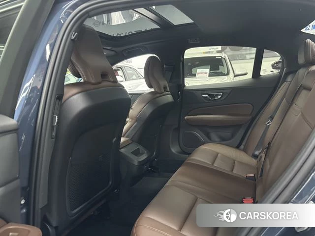 Volvo S60 2021 Синий из Китая, фото 3
