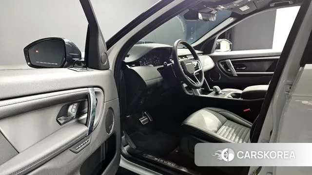 Land Rover Discovery Sports 2nd Generation 2024 Белый из Кореи, фото 3