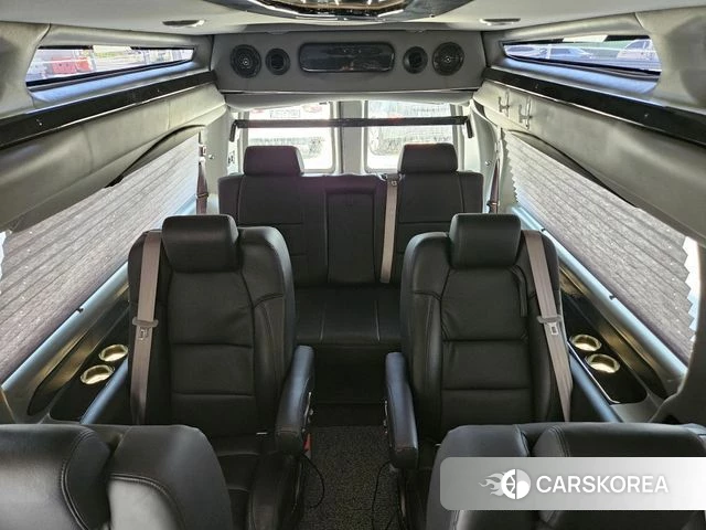 Chevrolet Express Van 2019 Серебряный из Кореи, фото 3