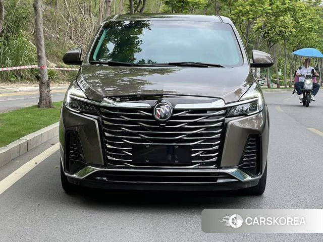 Buick GL8 2023 Темно-серый из Китая, фото 3
