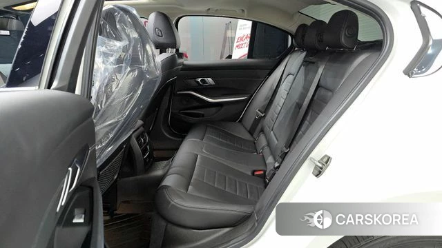 BMW 3 Series (G20) 2021 Белый из Кореи, фото 3