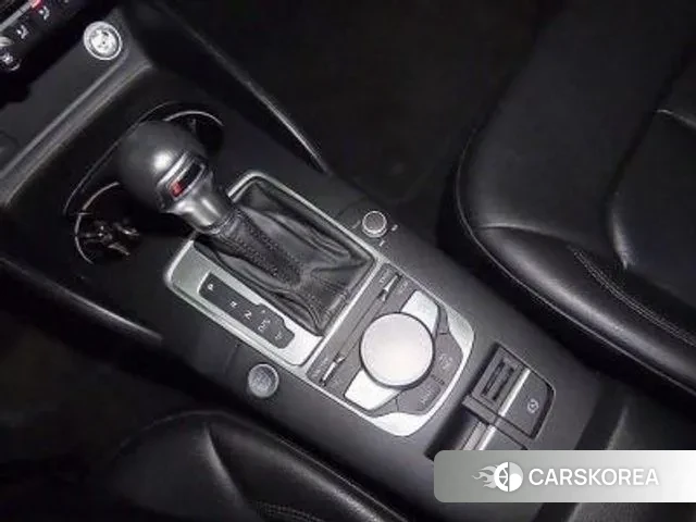 Audi New A3 2018 Серебряный из Кореи, фото 3