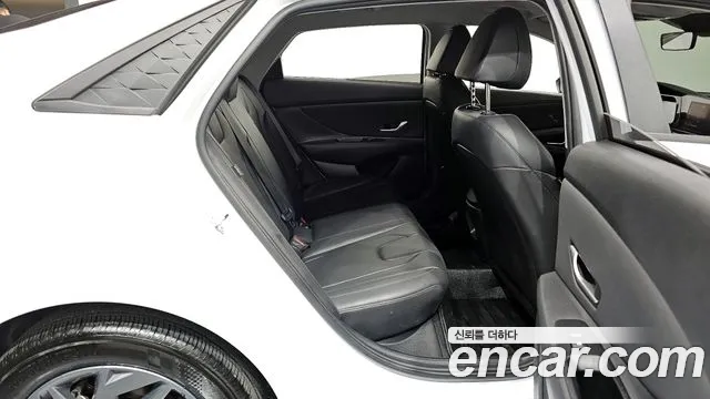 Hyundai The New Avante (CN7) 2023 Белый из Кореи, фото 3