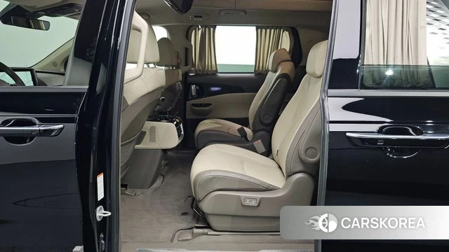 Kia Carnival 4th generation 2023 Черный из Кореи, фото 3