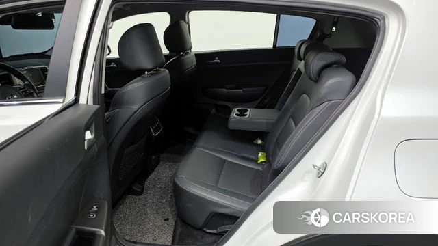 Kia Sportage The Bold 2021 Белый из Кореи, фото 3