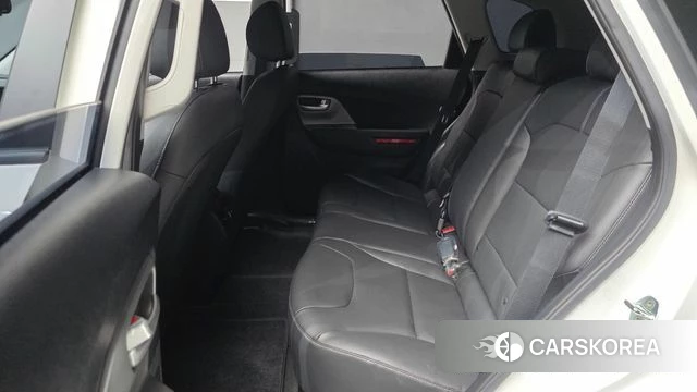 Kia Niro Plus 2022 Белый из Кореи, фото 3