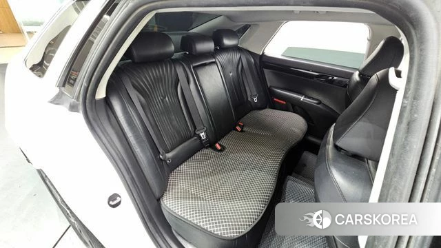 Hyundai Grandeur (GN7) 2023 Белый из Кореи, фото 3