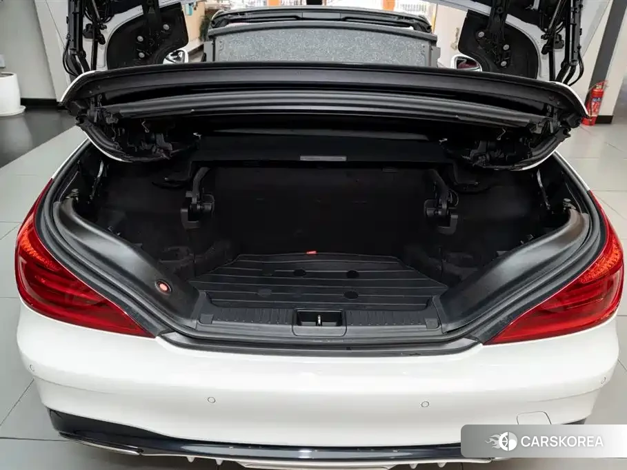 Mercedes-Benz SL-class 2018 Белый из Китая, фото 3