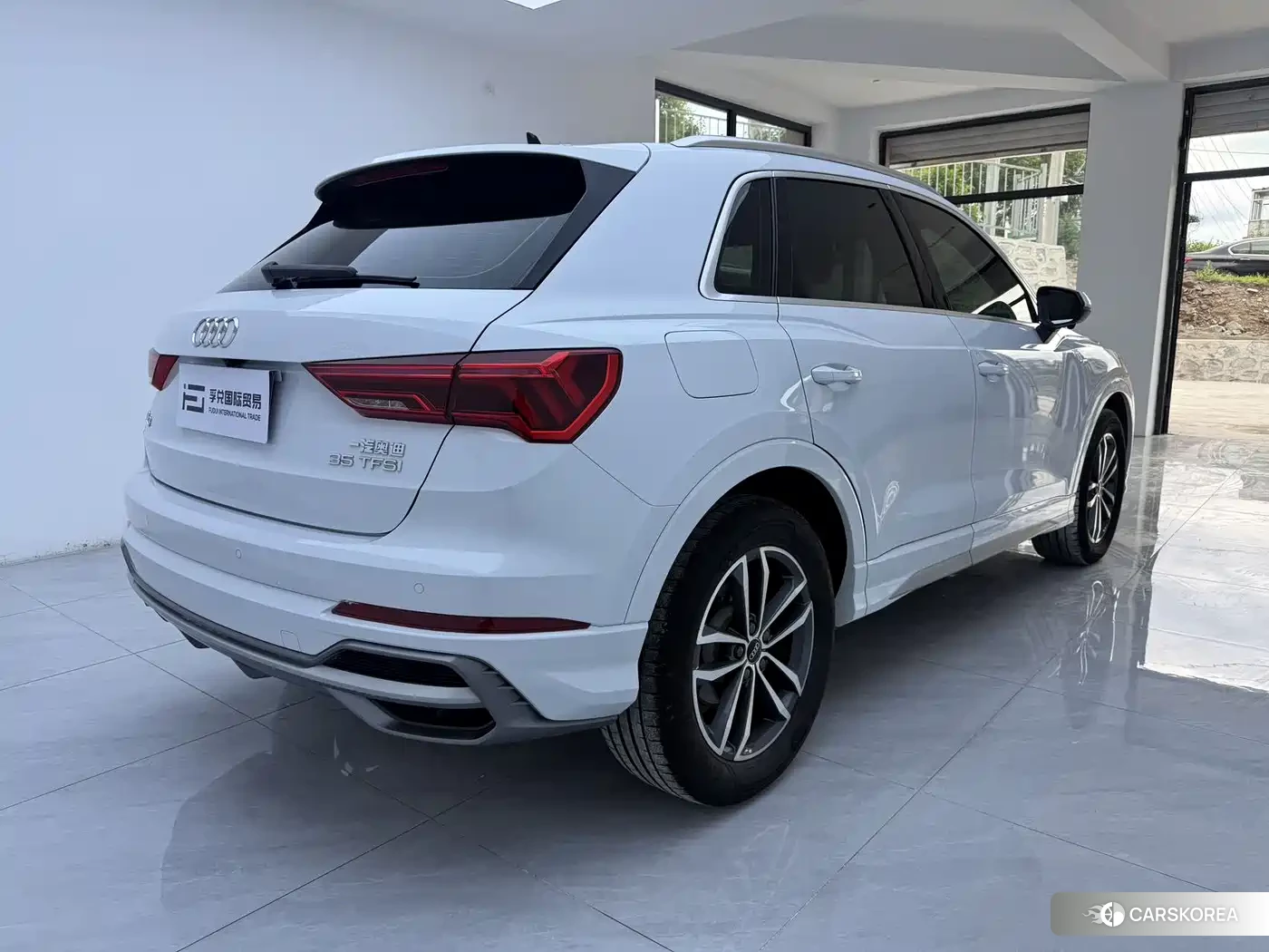 Audi Q3 2022 Белый из Китая, фото 3