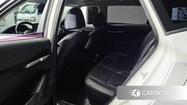 Kia Seltos 2021 Белый из Кореи, фото 3