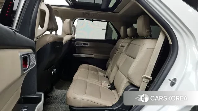 Ford Explorer 6th Generation 2020 Белый из Кореи, фото 3