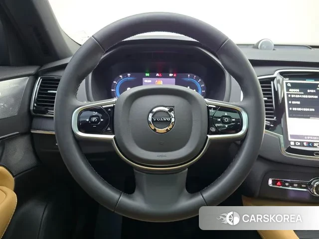 Volvo XC90 second Generation 2024 Белый из Кореи, фото 3