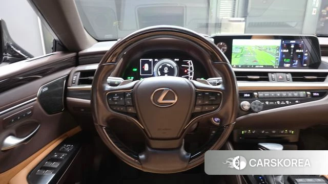 Lexus ES300h 7th generation 2021 Песочный из Кореи, фото 3