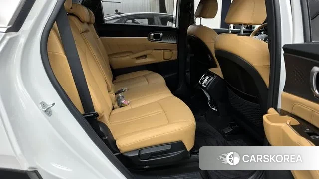 Kia Sorento 4th Generation 2023 Белый из Кореи, фото 3