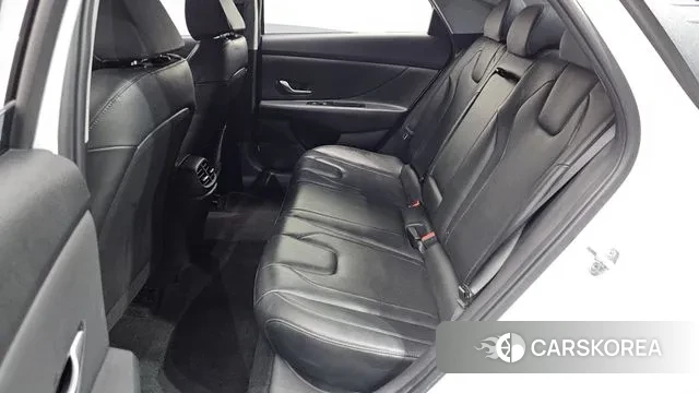 Hyundai Avante (CN7) 2022 Белый из Кореи, фото 3