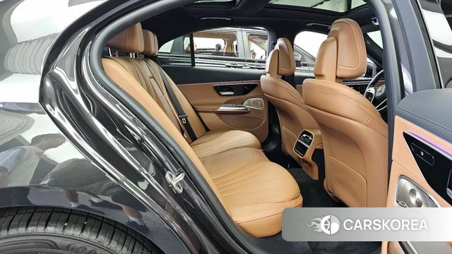 Mercedes-Benz E-Class W214 2024 Серый из Кореи, фото 3